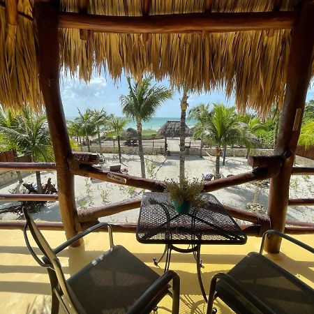 Beach Guesthouse Holbox Apartments & Suites Екстериор снимка