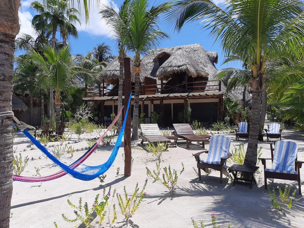 Beach Guesthouse Holbox Apartments & Suites Екстериор снимка