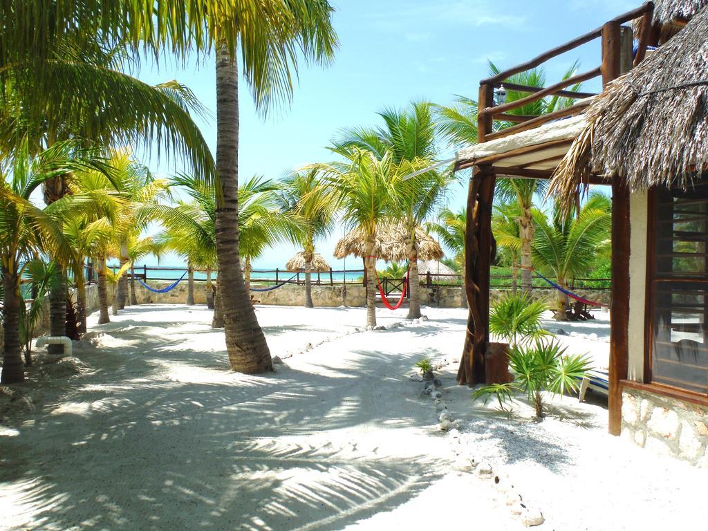Beach Guesthouse Holbox Apartments & Suites Екстериор снимка