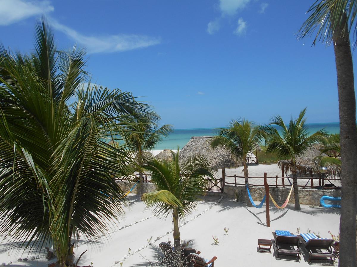 Beach Guesthouse Holbox Apartments & Suites Екстериор снимка