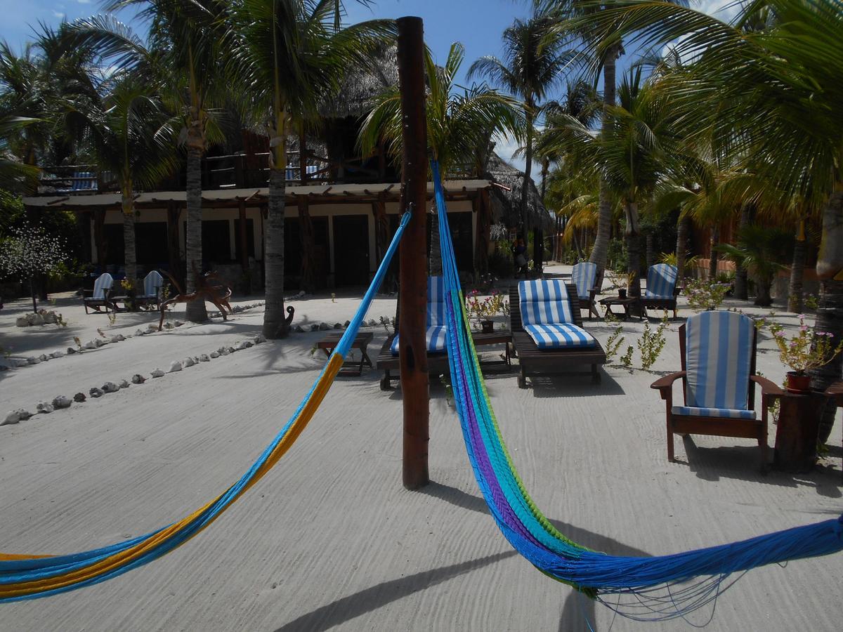 Beach Guesthouse Holbox Apartments & Suites Екстериор снимка